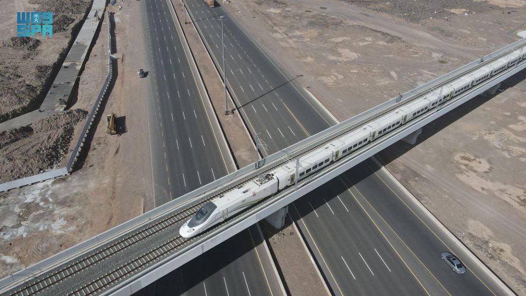 طريق الهجرة.. شريان حيوي مهم لخدمة ضيوف الرحمن وزوار المسجد النبوي