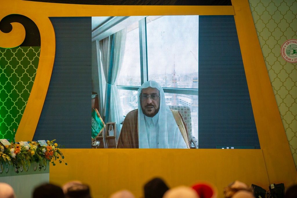 وزير الشؤون الإسلامية القيادة الرشيدة أخذت على عاتقها خدمة الإسلام والمسلمين والعناية بكتاب الله ودعم المسابقات أنموذجا من أوجه العناية والرعاية