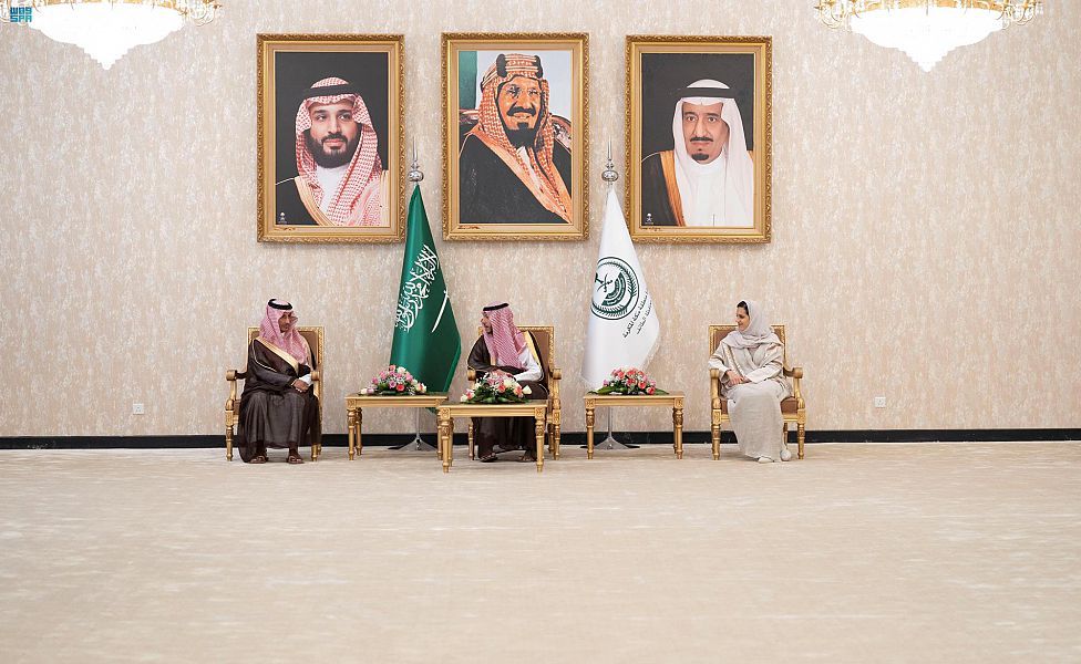 سموُّ محافظ الطائف يلتقي معالي وزير السياحة