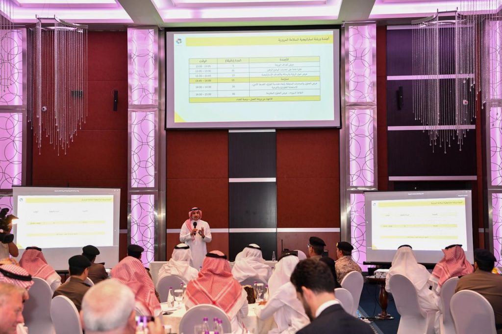 ورشة عمل مشتركة بين لجنة السلامة المرورية بتبوك ونيوم