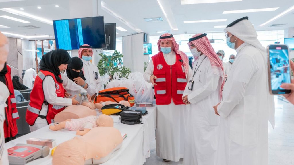 فرع الهلال الأحمر بجدة يُشارك في فعاليات اليوم العالمي للإسعافات الأولية