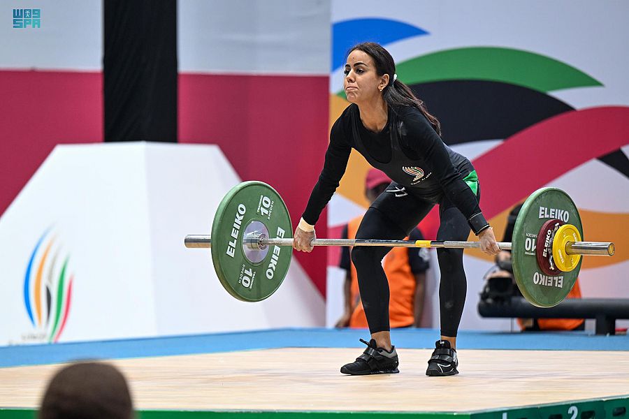 رسمياً.. دورة الألعاب السعودية 2022 تنطلقُ.. والتتويج الأول من نصيب (منافسات رفع الأثقال)