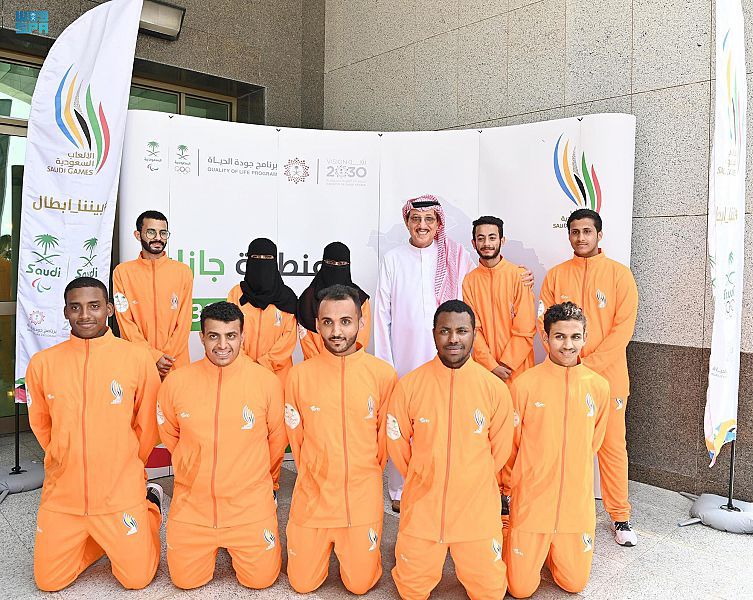 سمو أمير جازان يتسلَّم شعلة الألعاب السعودية 2022