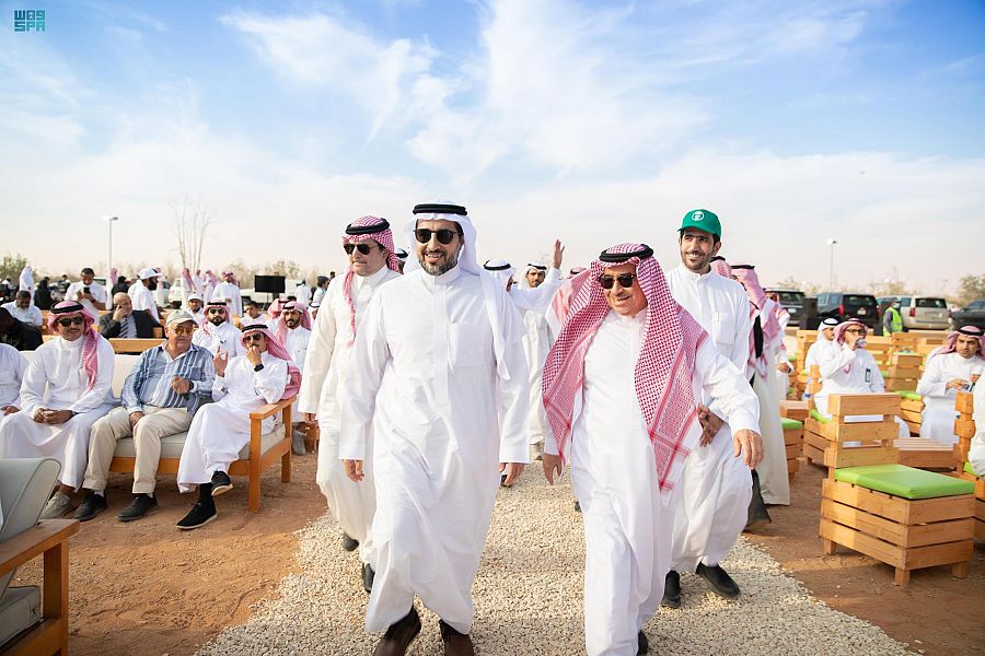 نائب وزير البيئة يُدَشِّنُ الموسمَ الثالثَ لحملة لنجعلها خضراء بمتنزه سِعْد الوطني