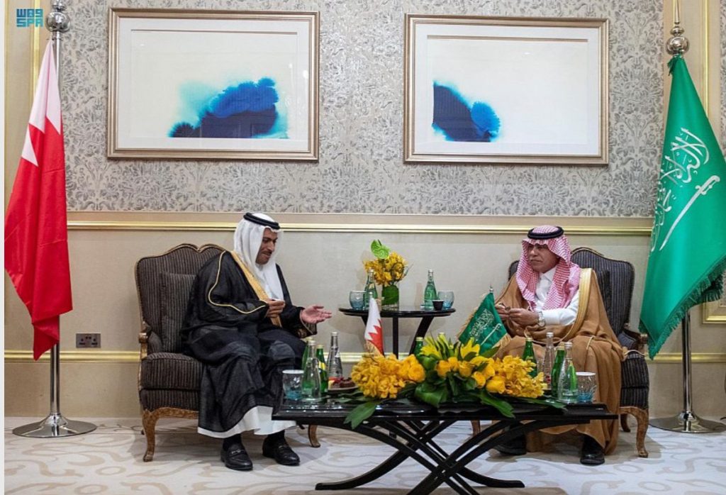 وزير الإعلام المكلَّف يستقبلُ عدداً من ضيوف المهرجان العربي للإذاعة والتلفزيون