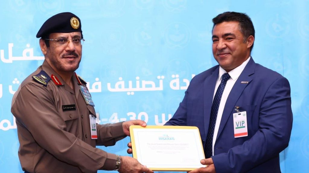 فريق البحث والإنقاذ السعودي بالمديرية العامة للدفاع المدني يحصل على شهادة إعادة “التصنيف الدولي” ..