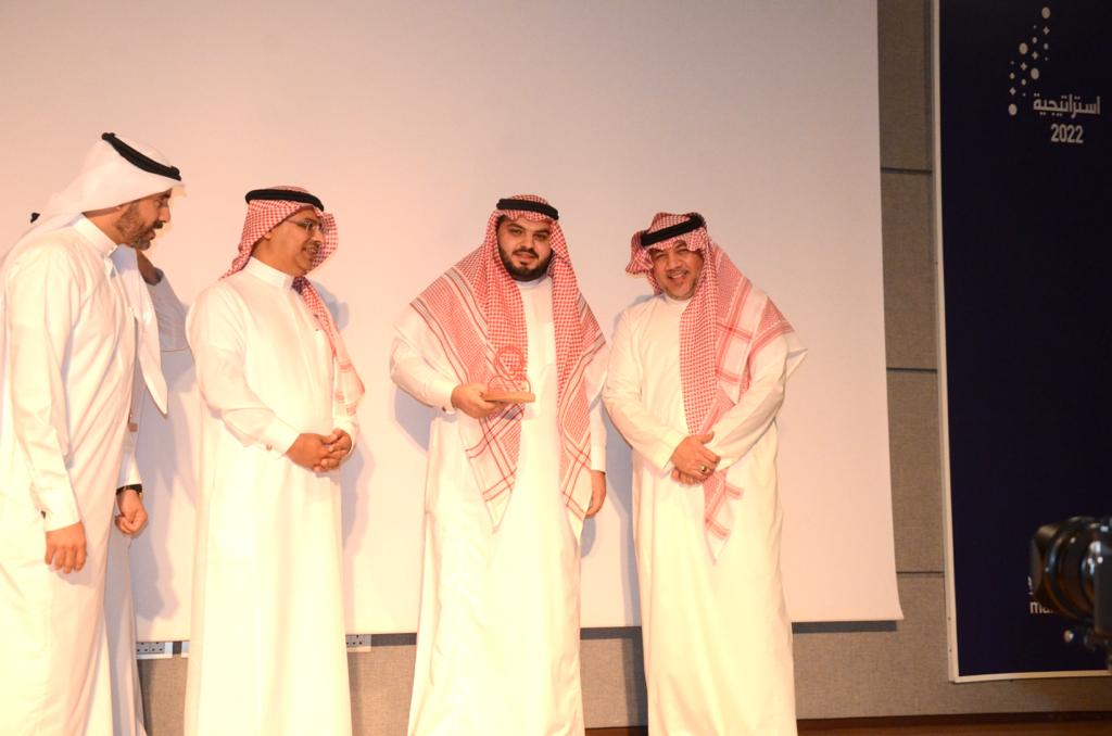 الهلال الأحمر بمنطقة مكة يحتفل بتخريج ٧٩ مؤهل لبرنامج “الترحيل الطبي”