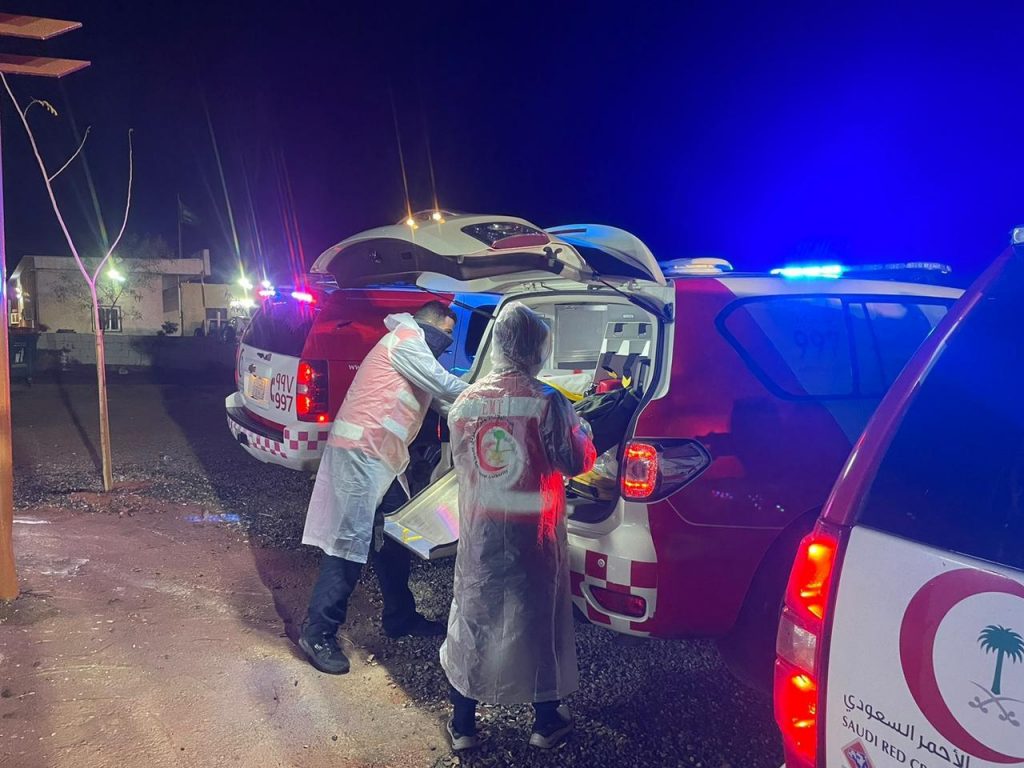 الهلال الاحمر بتبوك يواصل رفع جاهزيته إستعدادً للتقلبات الجوية المتوقعة