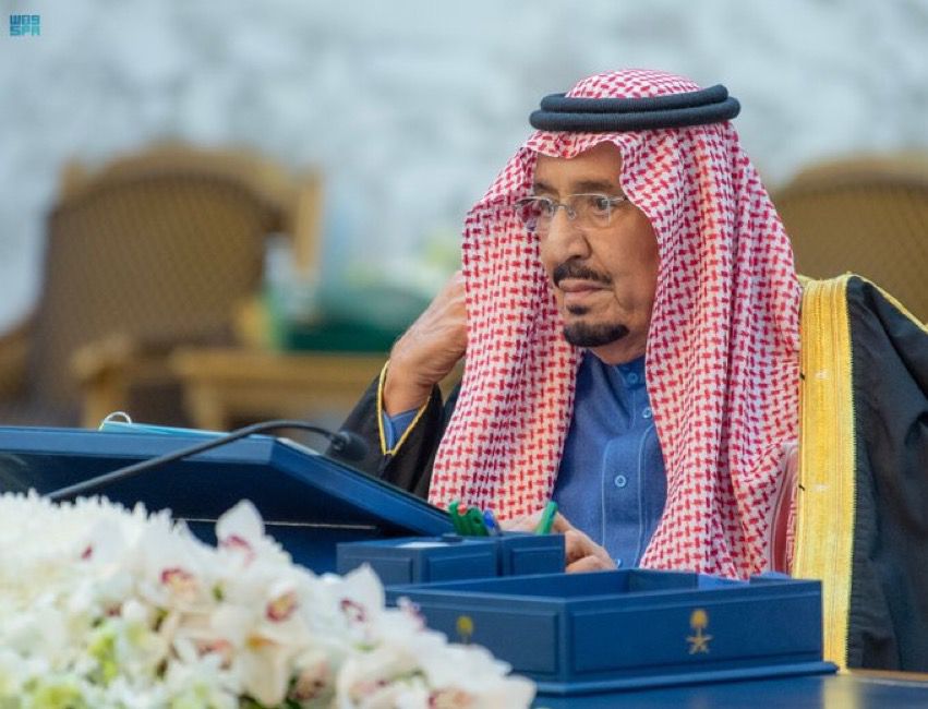 خادم الحرمين الشريفين يرأس جلسة مجلس الوزراء