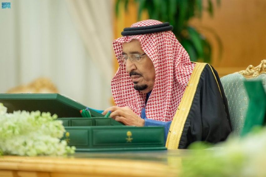 خادم الحرمين الشريفين يرأس جلسة مجلس الوزراء