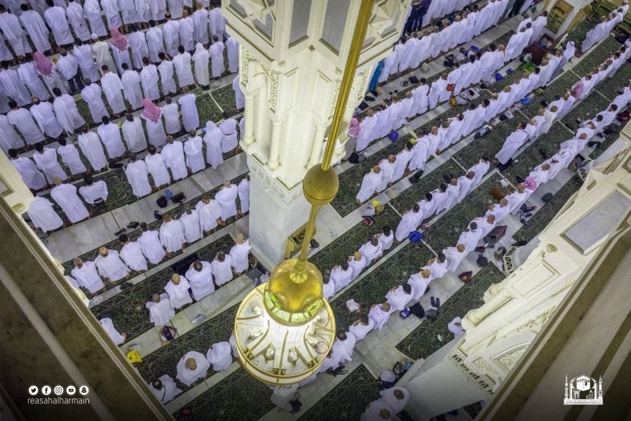ندى المالكي تشكر السديس على ترقيتها  وكيل الرئيس العام للشؤون الإعلامية والعلاقات والمعارض النسائية