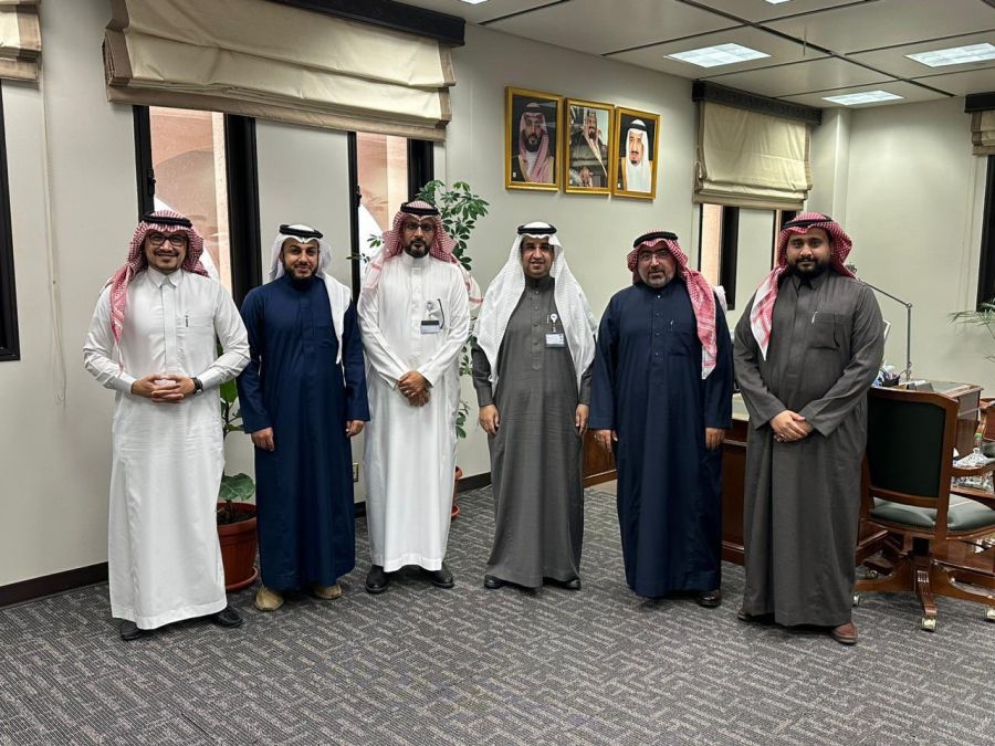 وكيل الرئيس العام للغات والترجمة يزور كليةاللغات والترجمة بجامعة الملك سعود بالرياض