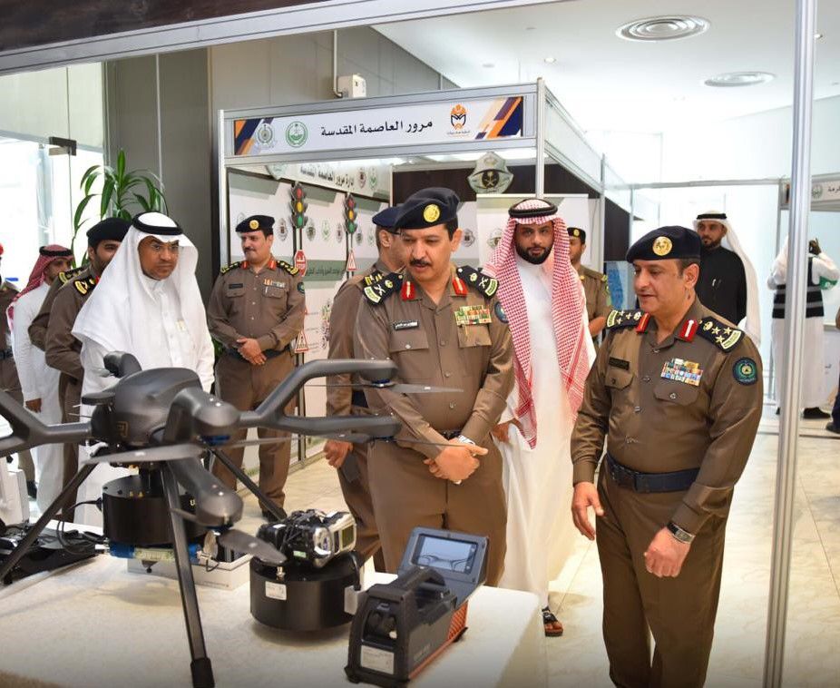 شمل معرضاً ومحاضرات متنوعة… “غرفة مكة” تستضيف معرض اليوم العالمي للدفاع المدني