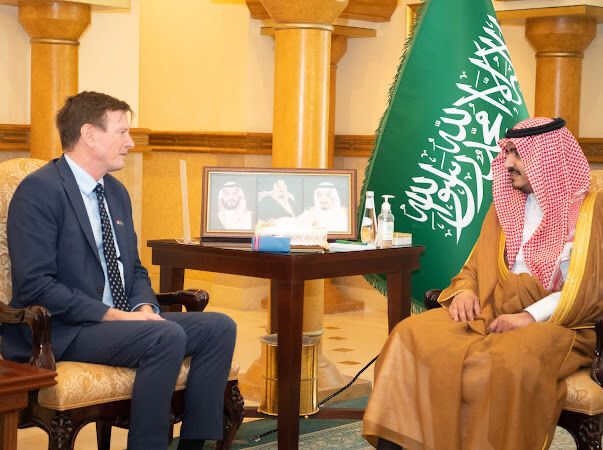 سمو نائب أمير مكة يستقبل سفير مملكة النرويج لدى المملكة