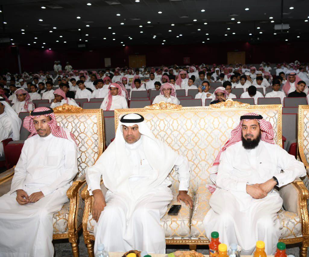 أكثر من 700 طالب بتعليم مكة في لقاء ” المواطنة الرقمية “