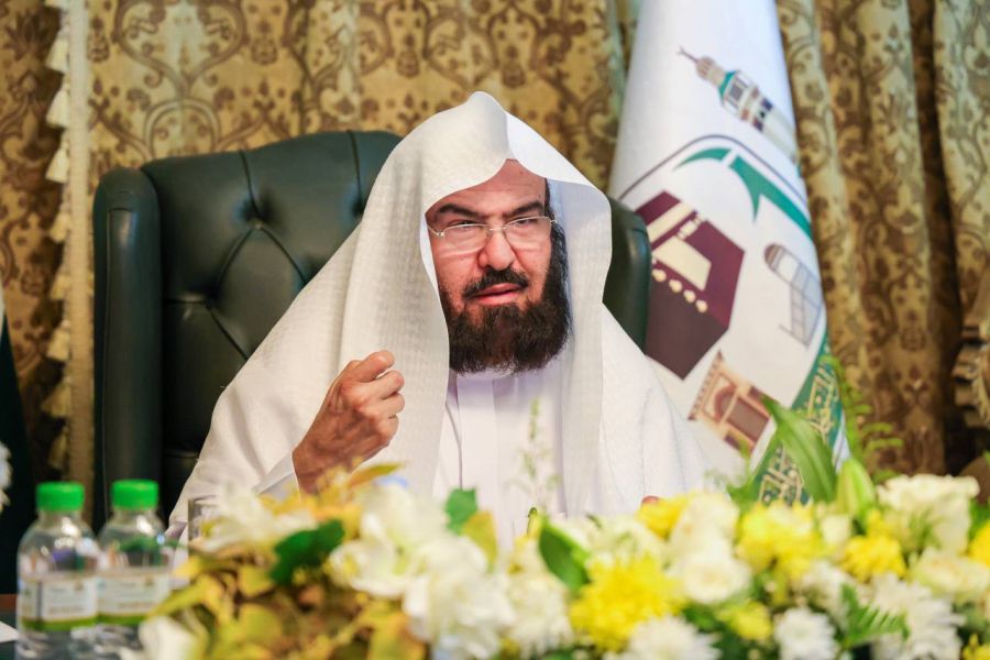“السديس” يؤكد خلال إجتماعه بأعضاء المجلس الاستشاري الموحد للرئاسة ووكالة شؤون المسجد النبوي على أهمية الاستعداد المبكر لمتابعة خطة الحج