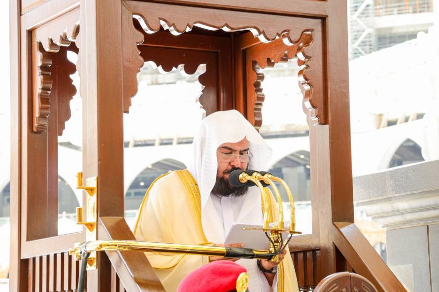 “السديس” في خطبة الجمعة بالمسجد الحرام: التطرف بأنواعه والعصبية والتشويش خطر محدِق بمجتمعاتنا