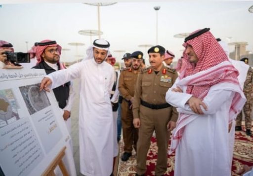 سمو الأمير عبدالعزيز بن سعود يتفقد عدداً من المشاريع التطويرية في المشاعر المقدسة