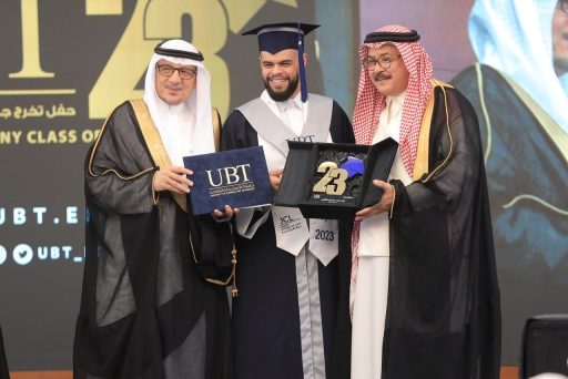 جامعة الأعمال والتكنولوجيا تزف 850 خريجاً لسوق العمل