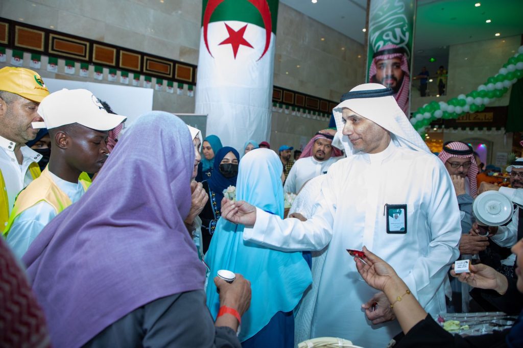 وصول الفوج الأول للحجاج العرب من الجزائر والعراق