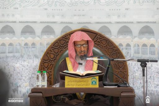 معالي الشيخ الشتري يلقي درسه في شرح مختصر صحيح البخاري لكتاب فضائل المدينة