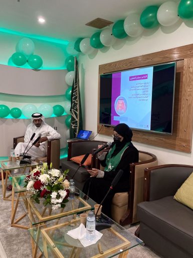 احتفالاً باليوم الوطني جمعية الأدب تقيم أمسية شعرية في مدينة تبوك شارك بها عدد من شعراء وشاعرات المنطقة