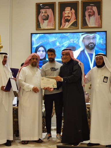 إدارة التطوع بجمعية مراكز الأحياء بمكة تُكرم فرقها التطوعية