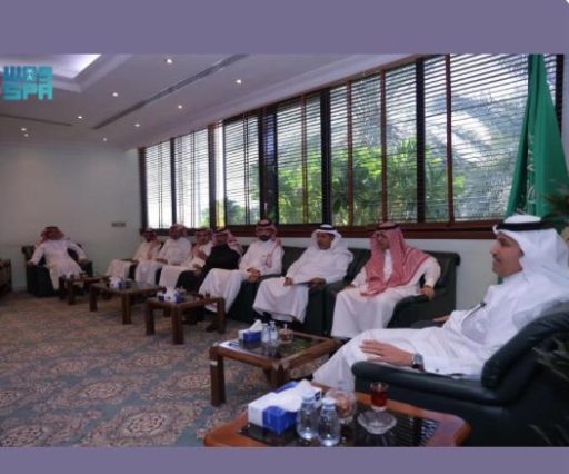 وزير النقل والخدمات اللوجستية يلتقي المواطنين بمنطقة القصيم