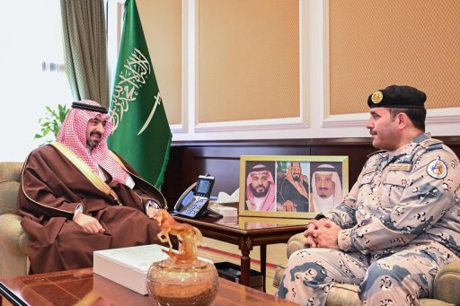 نائب أمير تبوك يتسلم التقرير السنوي لحرس الحدود