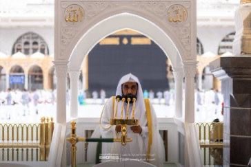الشيخ د الجهني: إنما تكون المسارعة بسعيكم في صالح الأعمال وإن رأيتموها يسيرا، وإحجامكم عن المعاصي وإن كانت في نفوسكم حقيرة