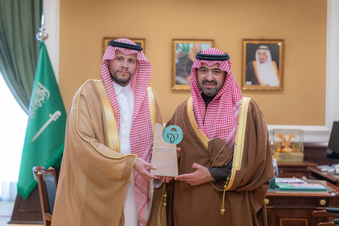نائب أمير تبوك يلتقي مدير مركز ” وقاء ” بالمنطقة ويطلع على تقرير المركز السنوي