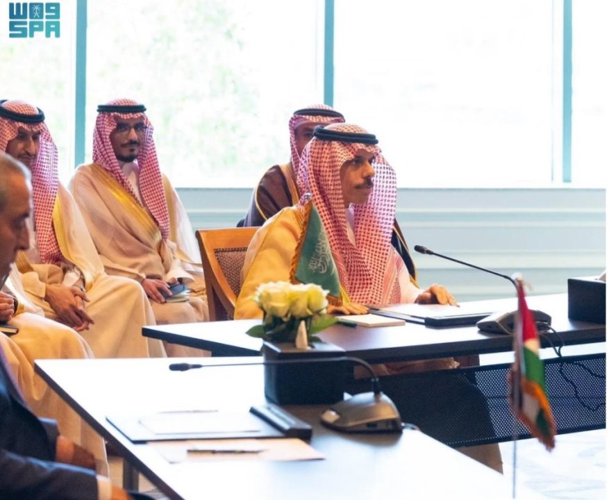 سمو وزير الخارجية يشارك في الاجتماع الوزاري العربي التشاوري بشأن التطورات في قطاع غزة
