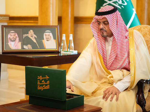 نائب أمير مكة المكرمة يدشن حملة “جود”