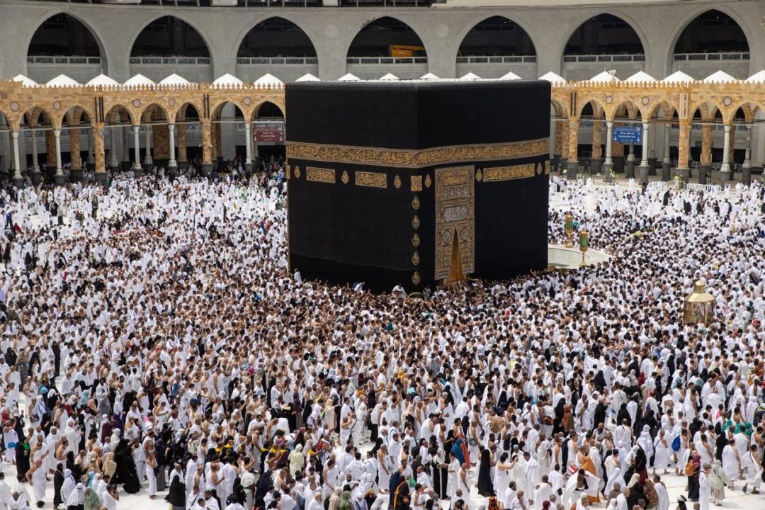 حزمة من الخدمات تقدمها رئاسة الشؤون الدينية لصلاة الجمعة