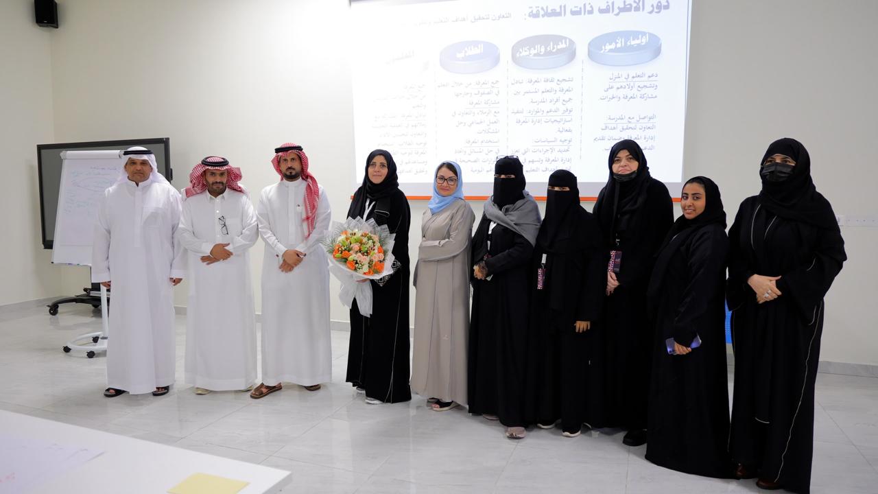 دورات مجانية في معرض جائزة أهالي جدة للمعلم المتميز 2024