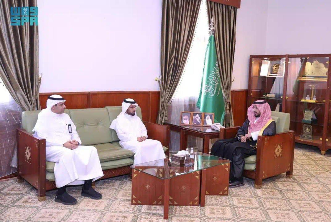 محافظ الخرج يستقبل مدير تعليم المحافظة السابق والمكلف حديثًا