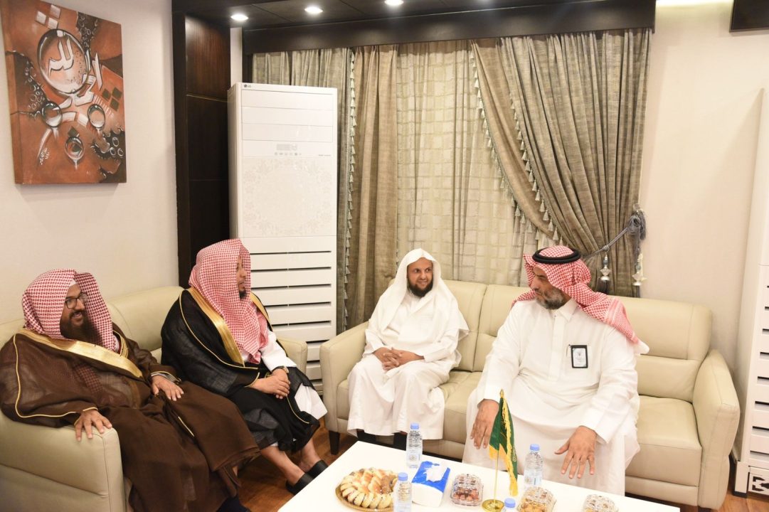 مدير هيئة الأمر بالمعروف بمنطقة مكة يزور مدير عام التعليم بالمنطقة