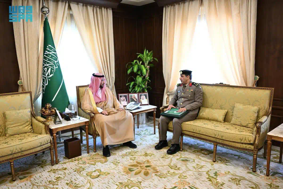 نائب أمير عسير يلتقي مدير إدارة مرور المنطقة