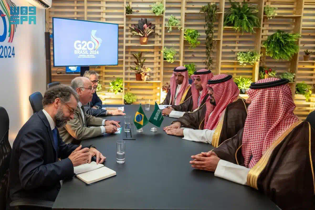 وزير الاقتصاد والتخطيط يلتقي وزير الخارجية البرازيلي