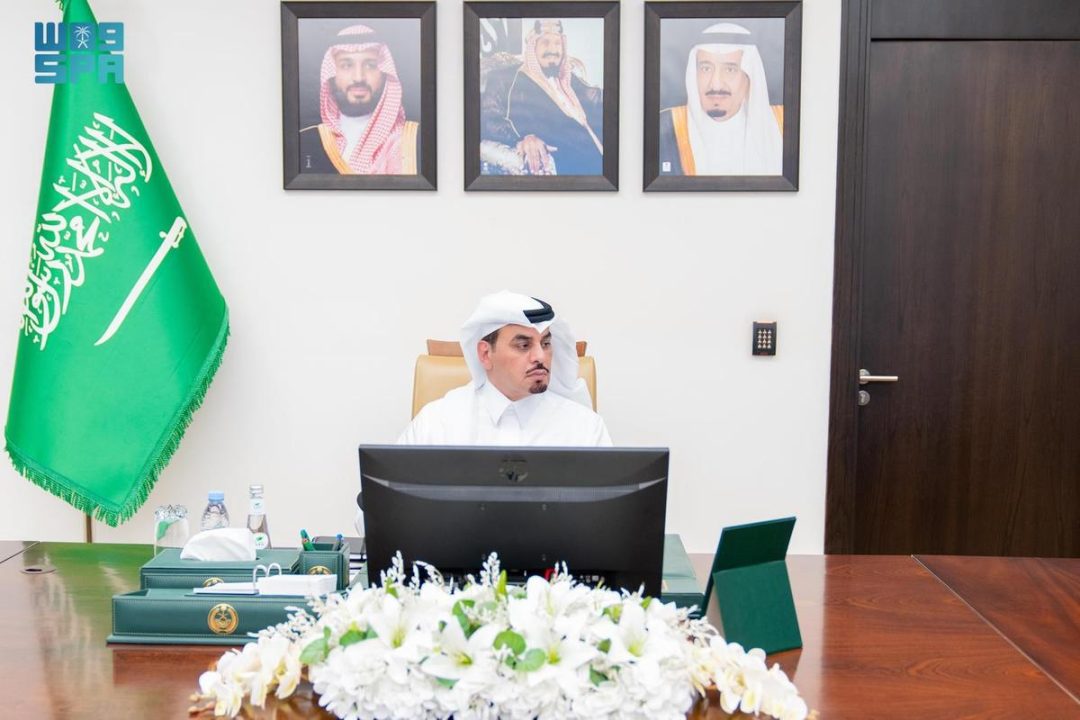 محافظ الدرعية يطلع على أعمال لجنة التشوه البصري بالمحافظة