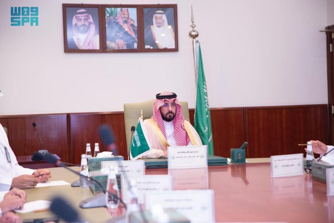 محافظ الخرج يستقبل الرئيس التنفيذي لمركز مشاريع البنية التحتية بالمنطقة
