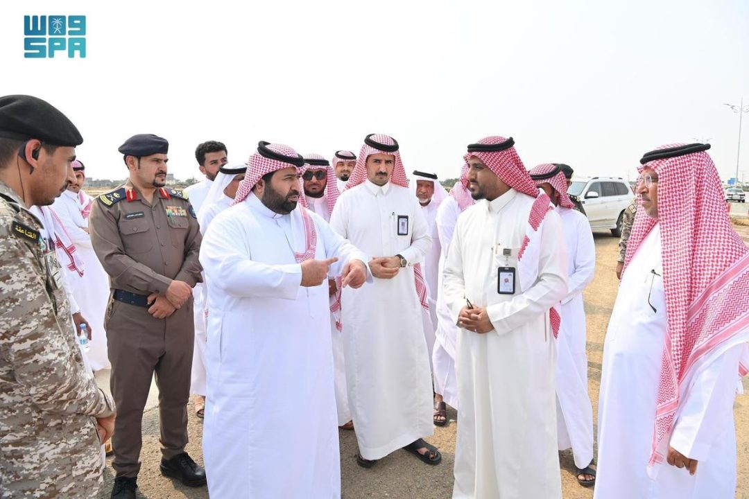 نائب أمير جازان يتفقد عددًا من المواقع بمحافظات القطاع الجنوبي المتضررة نتيجة الأمطار التي شهدتها المنطقة