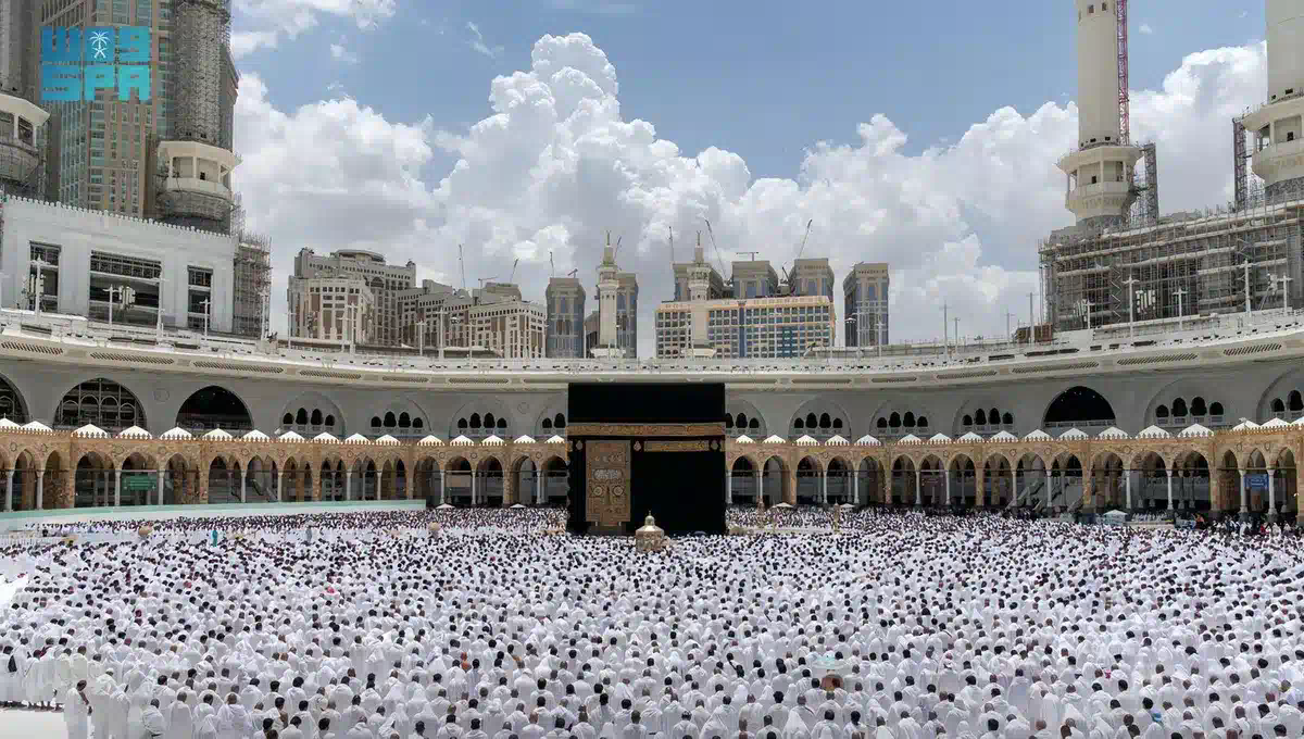 خطبتا الجمعة من المسجد الحرام والمسجد النبوي
