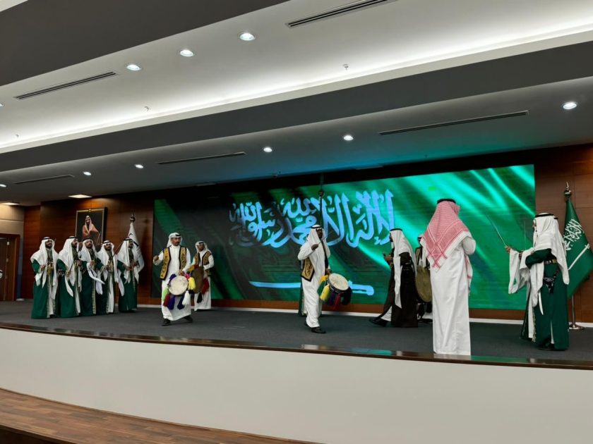 عروض إبداعية لطلاب جامعة الأعمال والتكنولوجيا تتألق في احتفالية اليوم الوطني 94
