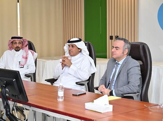 ” السيالي ” يلتقي الرئيس التنفيذي لمجموعة مستشفيات السعودي الألماني لتعزيز التعاون بين فرع الوزارة و المجموعة