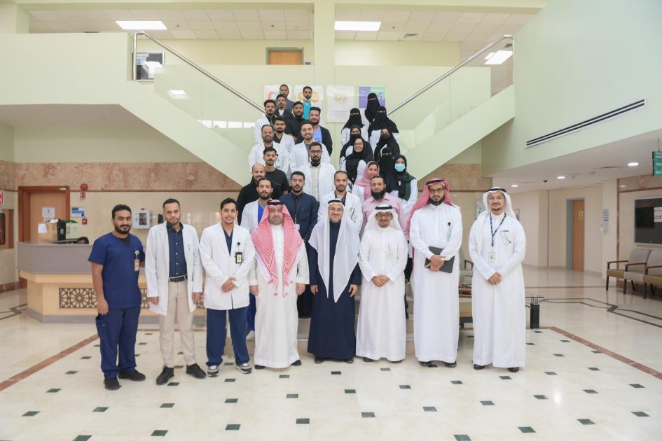 مدينة الملك عبدالله الطبية تحتفي بنهاية السنة التدريبية لبرنامج الطب الباطني