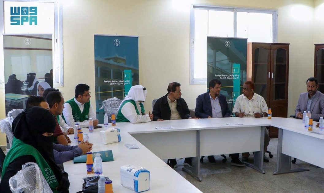 البرنامج السعودي لتنمية وإعمار اليمن يدشّن مشروع دعم الخدمات الطبية الطارئة والحرجة في المهرة