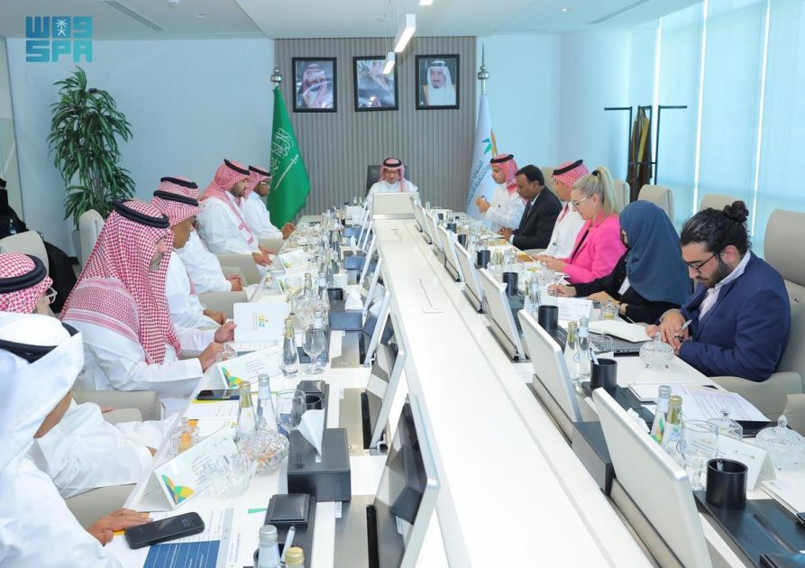 وزارة الموارد البشرية والتنمية الاجتماعية تعقد الاجتماع الثامن لرؤساء المجالس القطاعية للمهارات
