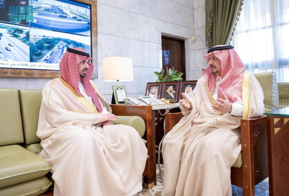 أمير منطقة الرياض يستقبل أمين المنطقة