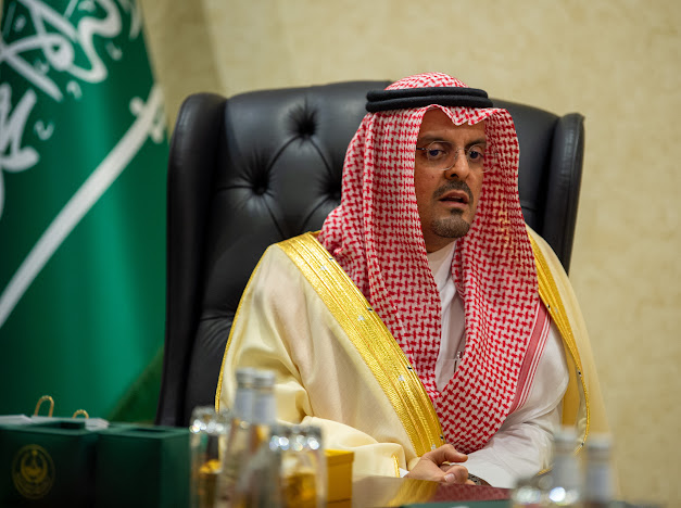 نائب أمير منطقة مكة المكرمة ينوه بمضامين كلمة خادم الحرمين الشريفين – حفظه الله – التي تجسد رؤية القيادة الحكيمة وحرصها على استمرارية التنمية الشاملة في جميع المجالات